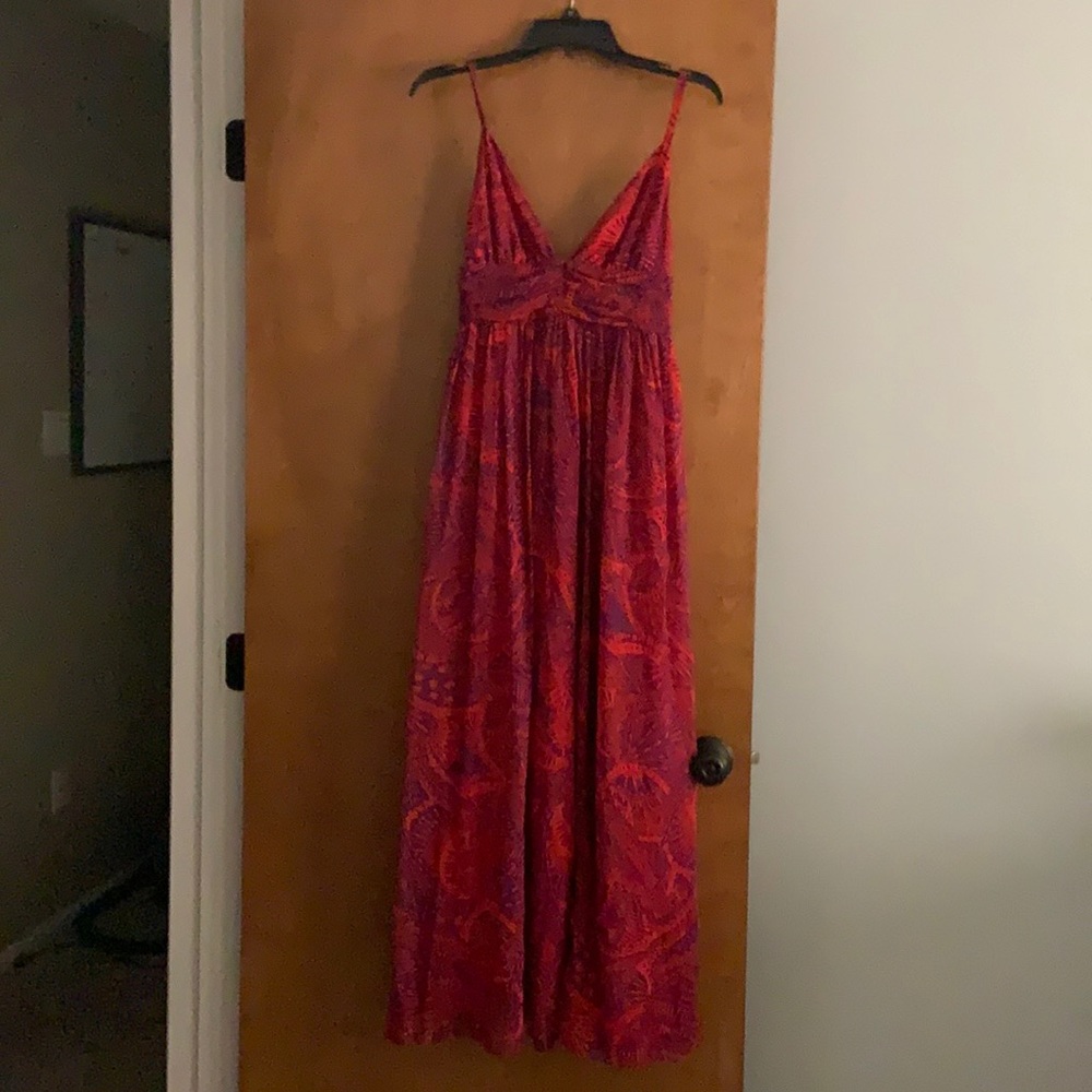 Maxi dress: Moda International (VS)